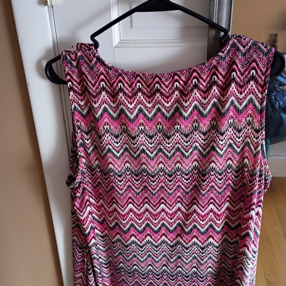 Tacera 1X Pink Black White Chevron Sleeveless Dress Keyhole Neck Metallic Accent - Picture 8 of 10